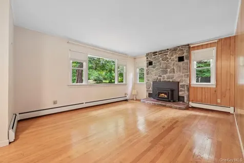 65 Hortontown Road Carmel NY 10512