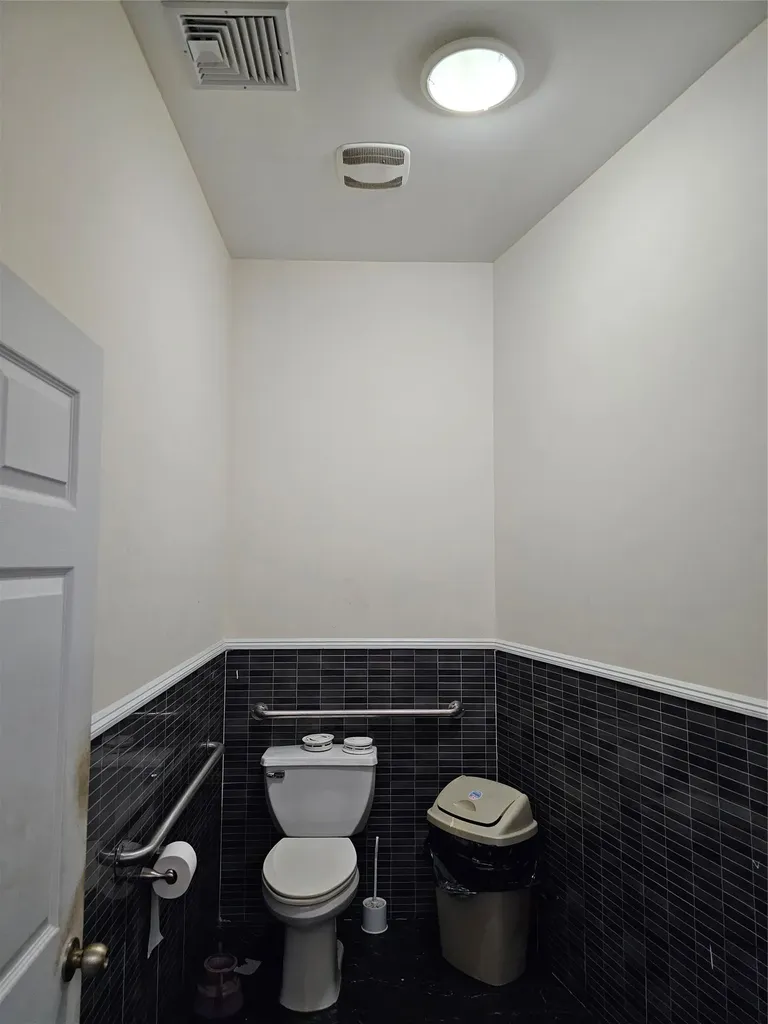 68-14 Fresh Meadow Lane Fresh Meadows NY 11365