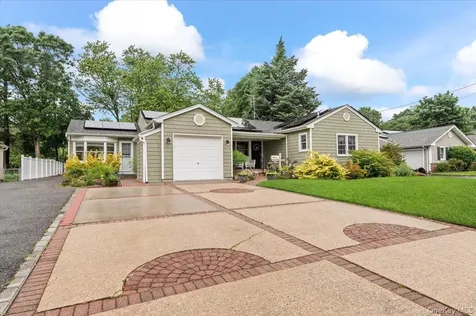 50 Towne Street Amityville NY 11701