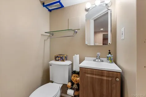 50 Towne Street Amityville NY 11701