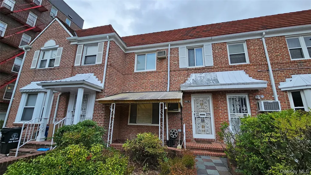 10811 65th Road Forest Hills NY 11375