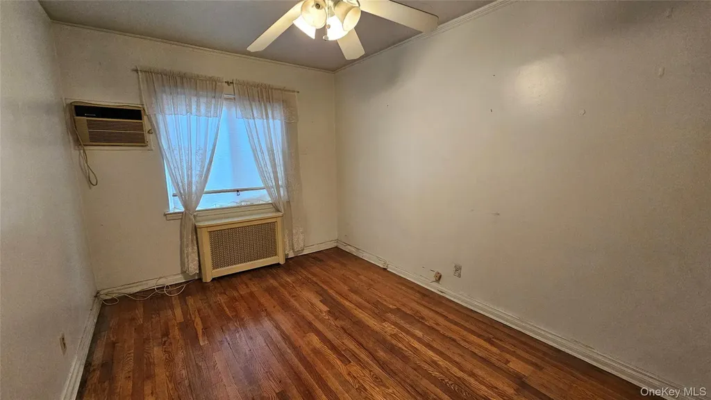 10811 65th Road Forest Hills NY 11375