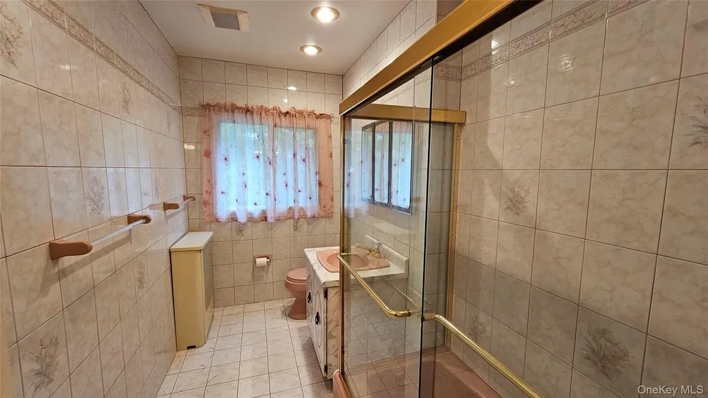 10811 65th Road Forest Hills NY 11375