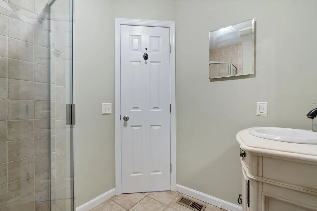 15 Noahs Path Rocky Point NY 11778