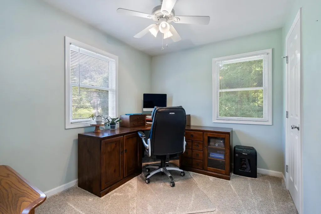15 Noahs Path Rocky Point NY 11778