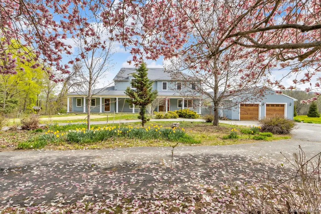 172 Cornwall Hill Road Patterson NY 12563