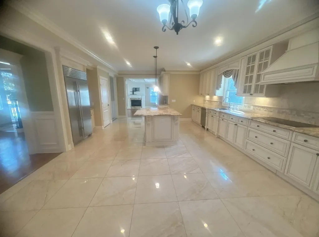 11 Sagamore Way S Jericho NY 11753