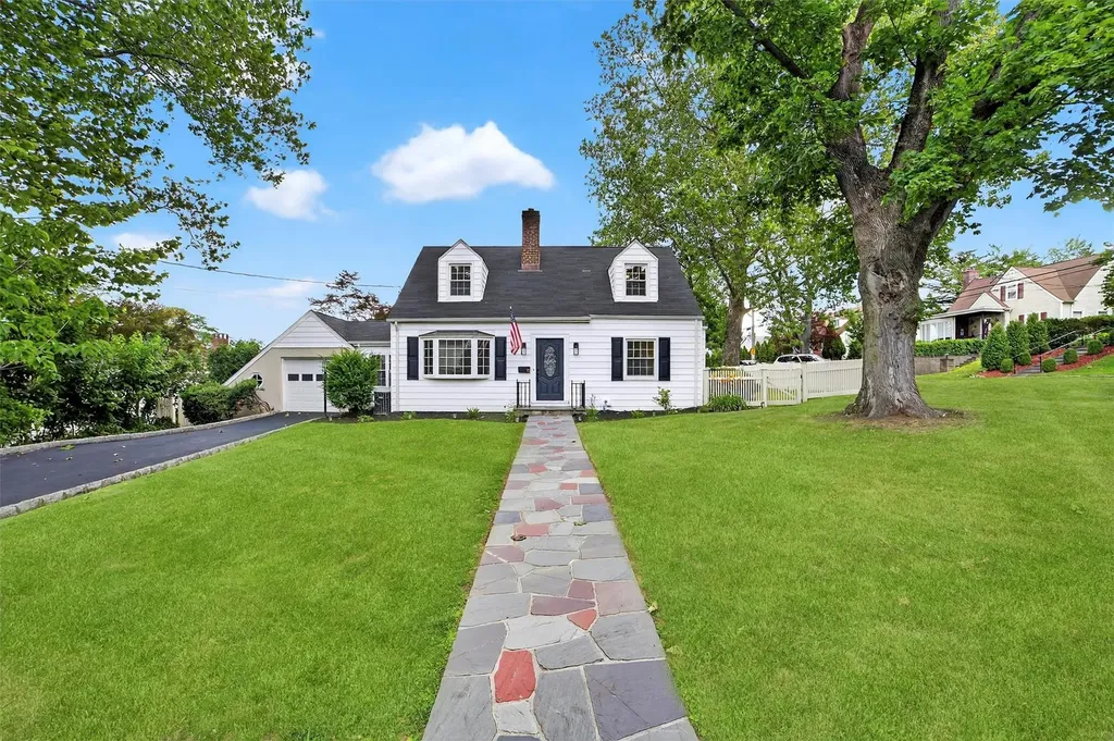 15 Benedict Avenue Eastchester NY 10709