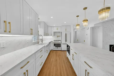 15 Benedict Avenue Eastchester NY 10709