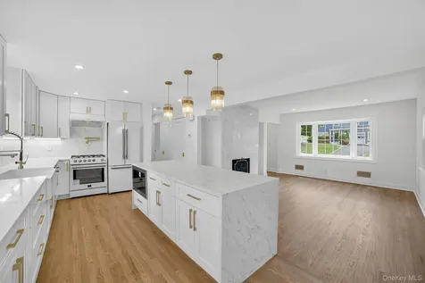 15 Benedict Avenue Eastchester NY 10709