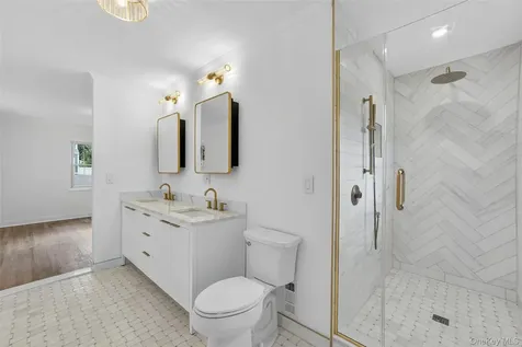 15 Benedict Avenue Eastchester NY 10709