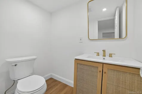 15 Benedict Avenue Eastchester NY 10709