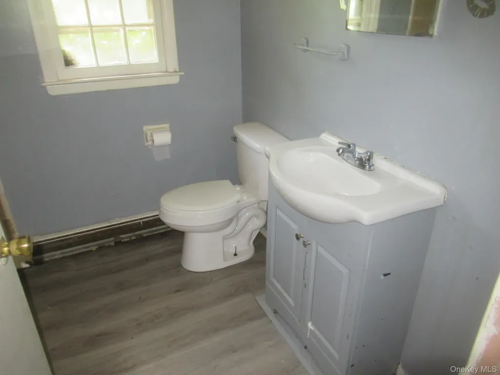 24 Edinburgh Road Middletown NY 10941