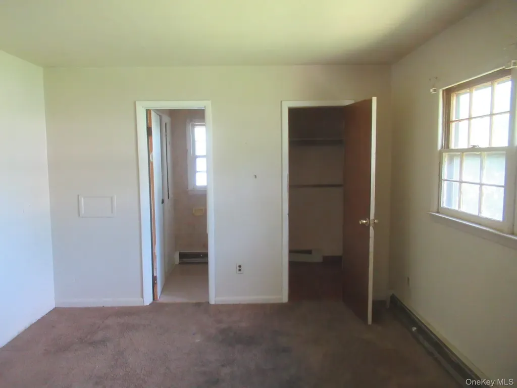 24 Edinburgh Road Middletown NY 10941