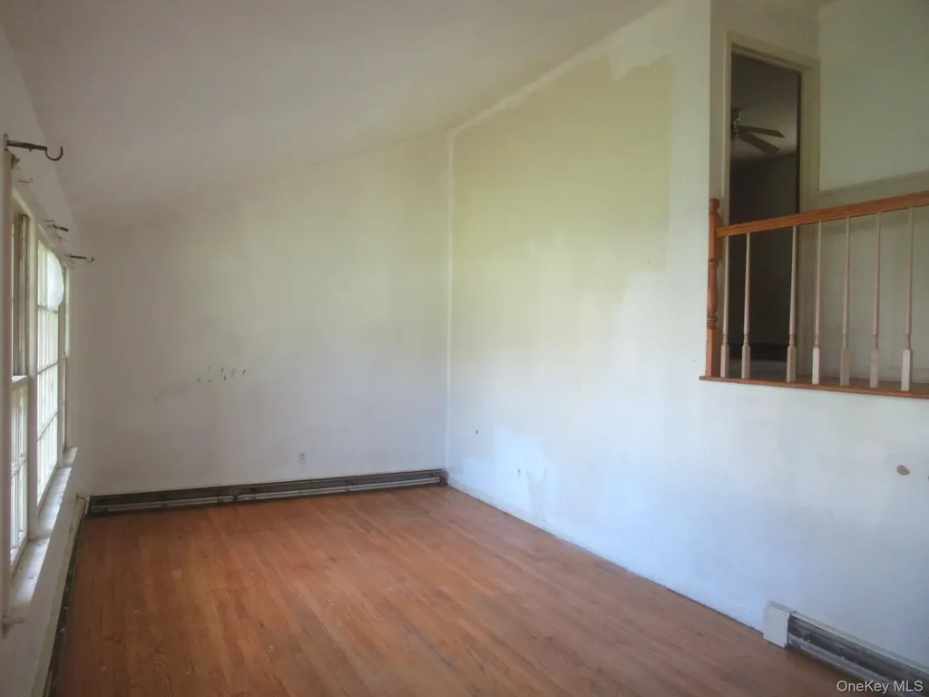 24 Edinburgh Road Middletown NY 10941