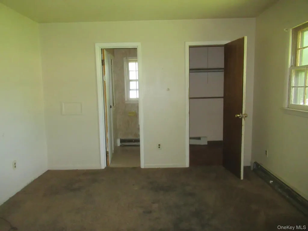 24 Edinburgh Road Middletown NY 10941