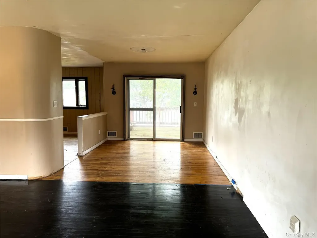 22 Kennedy Drive Centereach NY 11720