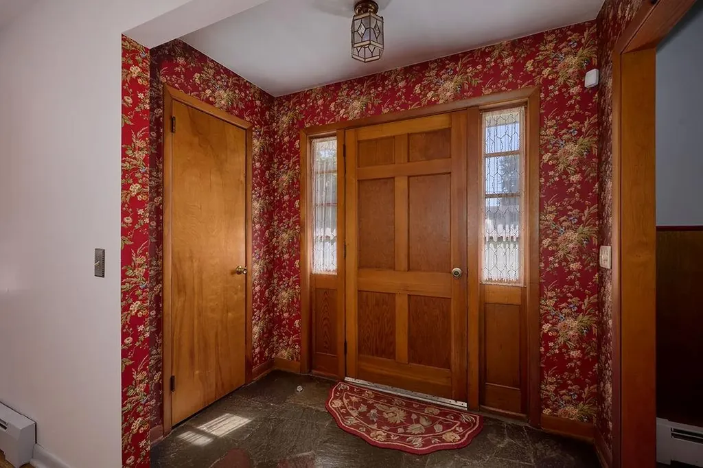 152 Bart Drive Poughkeepsie NY 12603