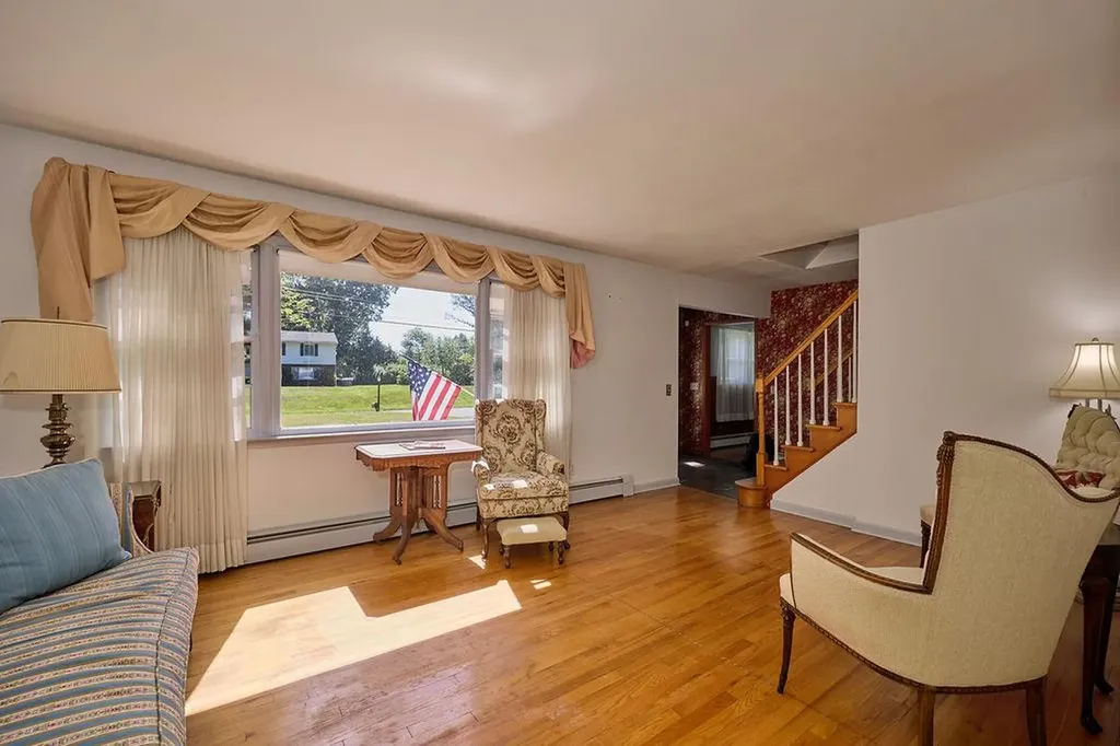 152 Bart Drive Poughkeepsie NY 12603