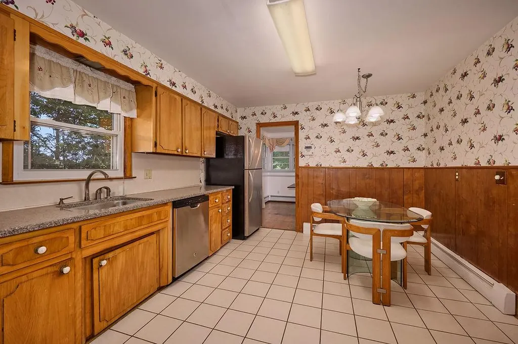 152 Bart Drive Poughkeepsie NY 12603