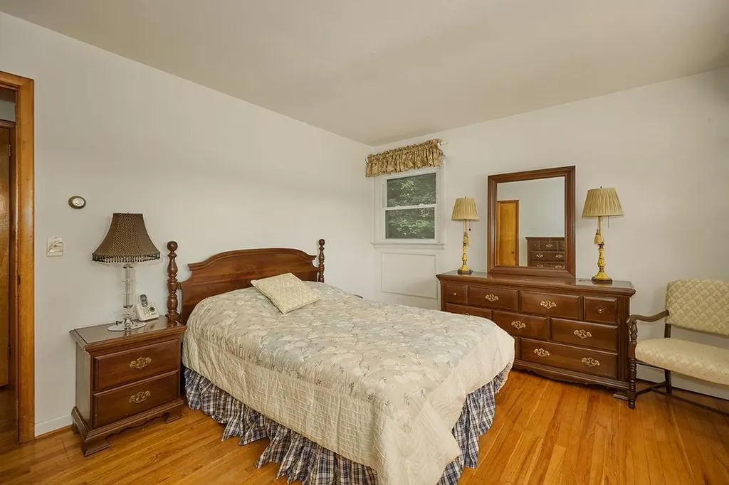 152 Bart Drive Poughkeepsie NY 12603