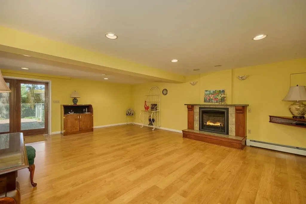 152 Bart Drive Poughkeepsie NY 12603