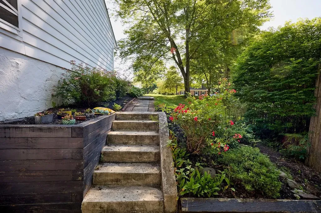 152 Bart Drive Poughkeepsie NY 12603