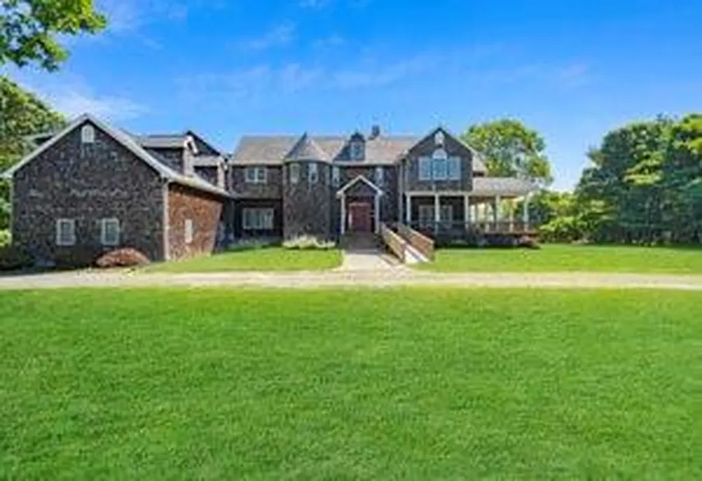 3 Old Mastic Drive Mastic Beach NY 11951