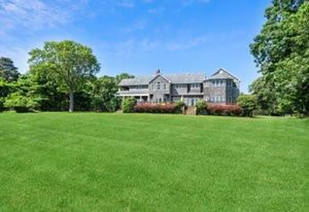 3 Old Mastic Drive Mastic Beach NY 11951