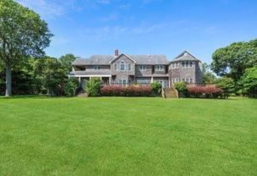 3 Old Mastic Drive Mastic Beach NY 11951