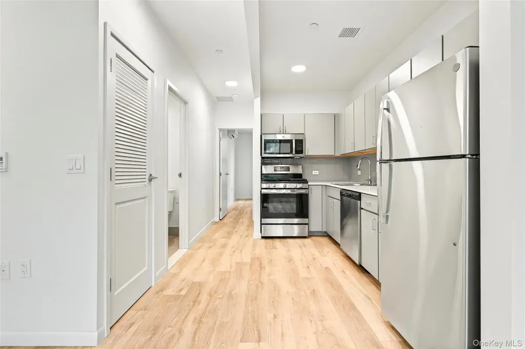355 Bronx River Avenue Bronx NY 10473