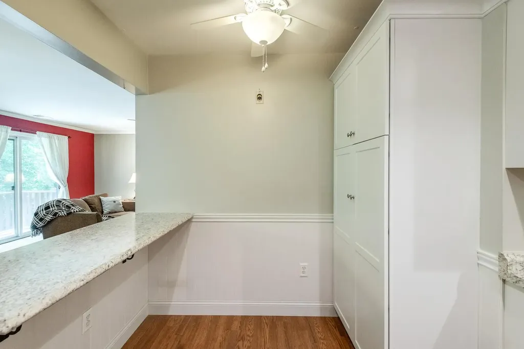 13 Knightsbridge Poughkeepsie NY 12603
