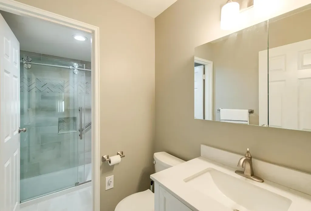 13 Knightsbridge Poughkeepsie NY 12603