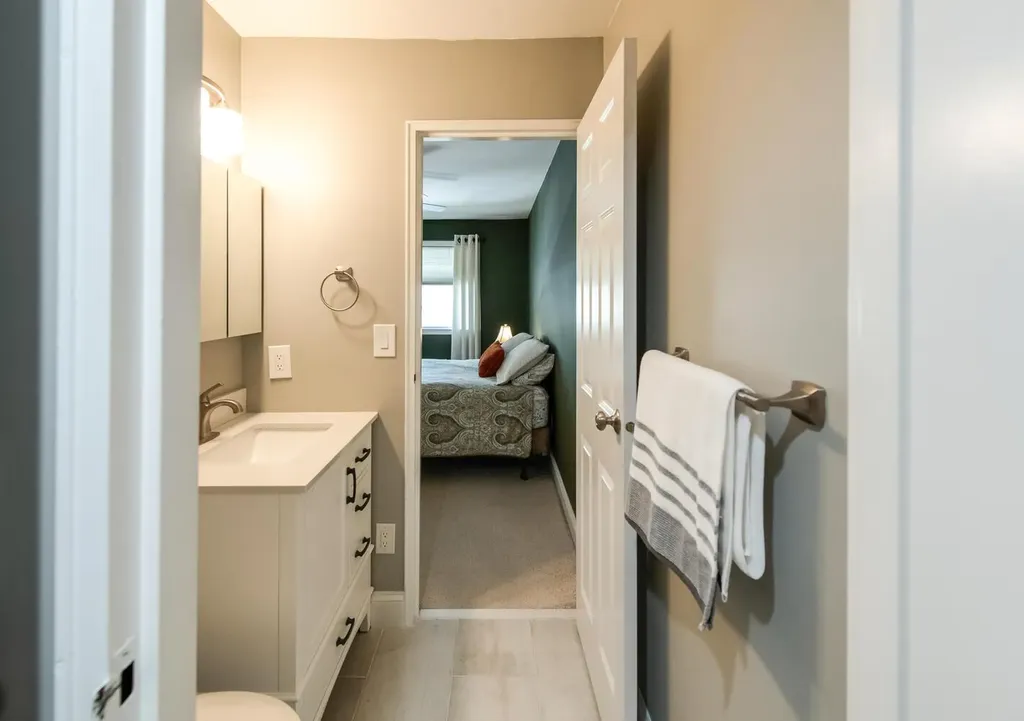 13 Knightsbridge Poughkeepsie NY 12603