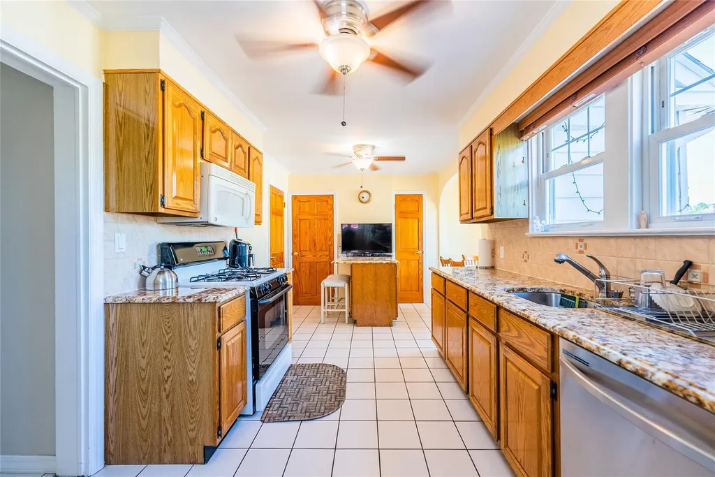 3611 204th Street Bayside NY 11361