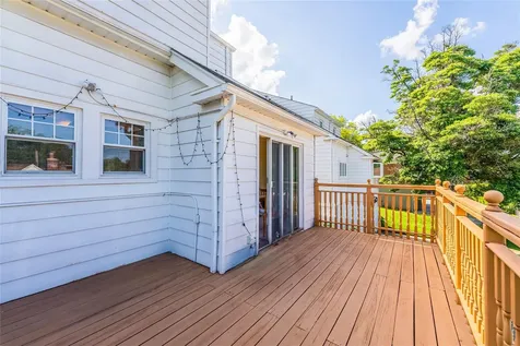 3611 204th Street Bayside NY 11361