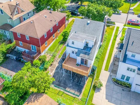 3611 204th Street Bayside NY 11361