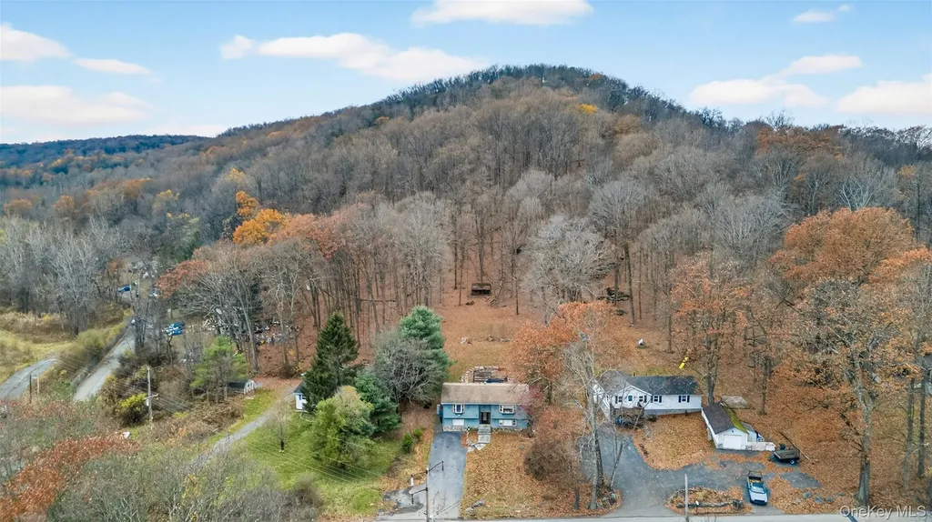 39 Peddler Hill Road Monroe NY 10950