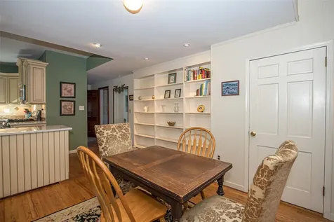 7 Village Way Smithtown NY 11780