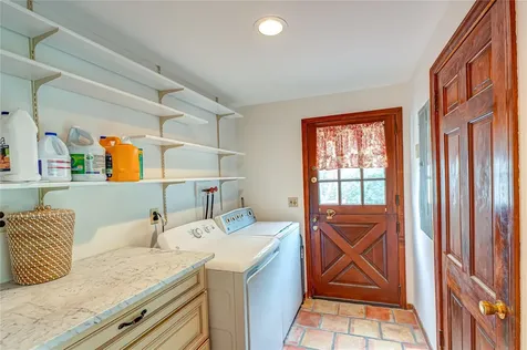 7 Village Way Smithtown NY 11780