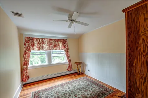 7 Village Way Smithtown NY 11780