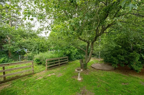 7 Village Way Smithtown NY 11780