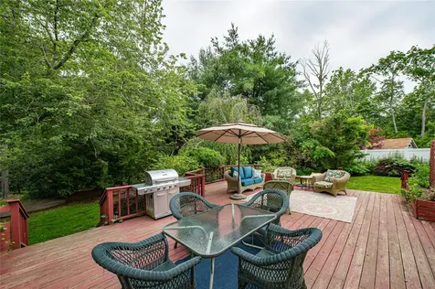 7 Village Way Smithtown NY 11780