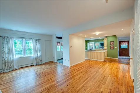 7 Village Way Smithtown NY 11780