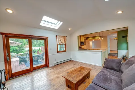 7 Village Way Smithtown NY 11780