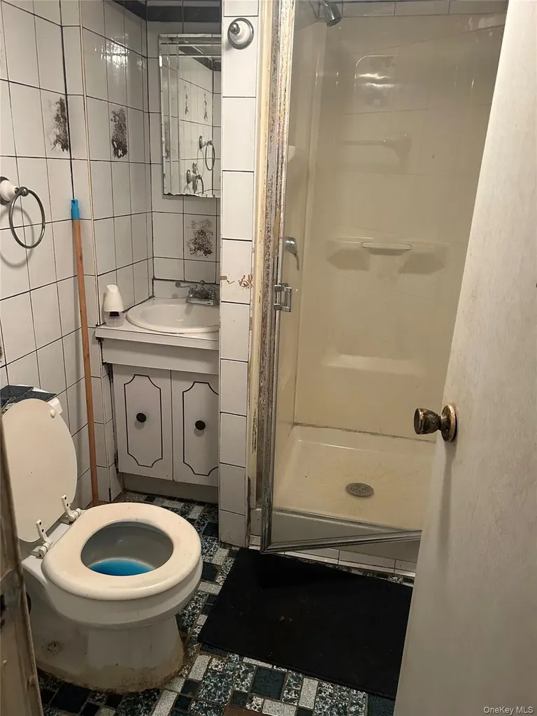 984 Troy Avenue Brooklyn NY 11203