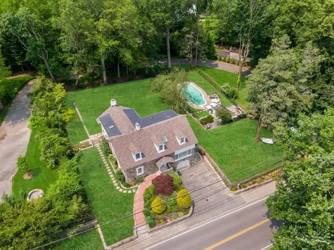 46 Griffen Avenue Scarsdale NY 10583