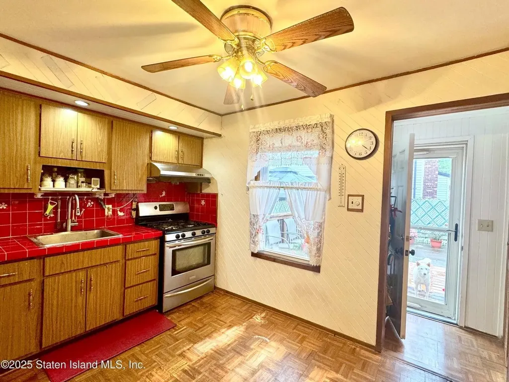 3516 Fillmore Avenue Brooklyn NY 11234