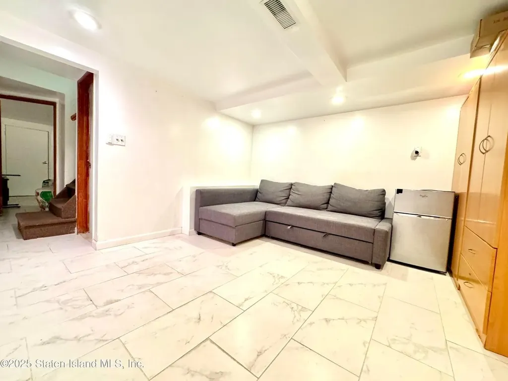 3516 Fillmore Avenue Brooklyn NY 11234