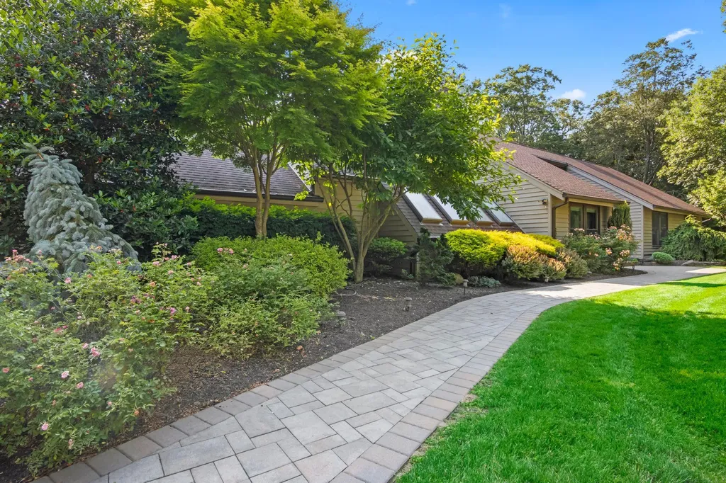 3 Silver Beech Court Setauket NY 11733
